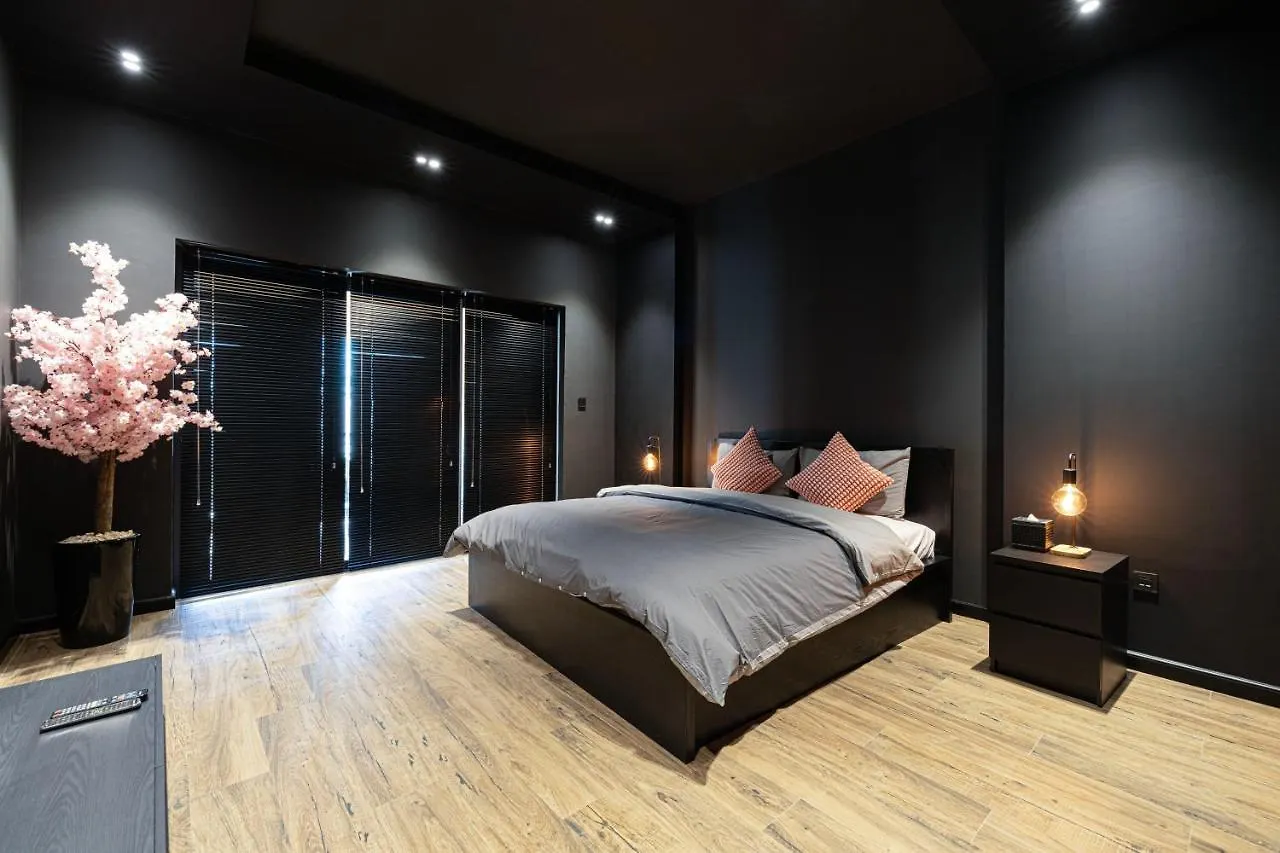 Poetry Of The Shadows By Lagom Apartment Dubai