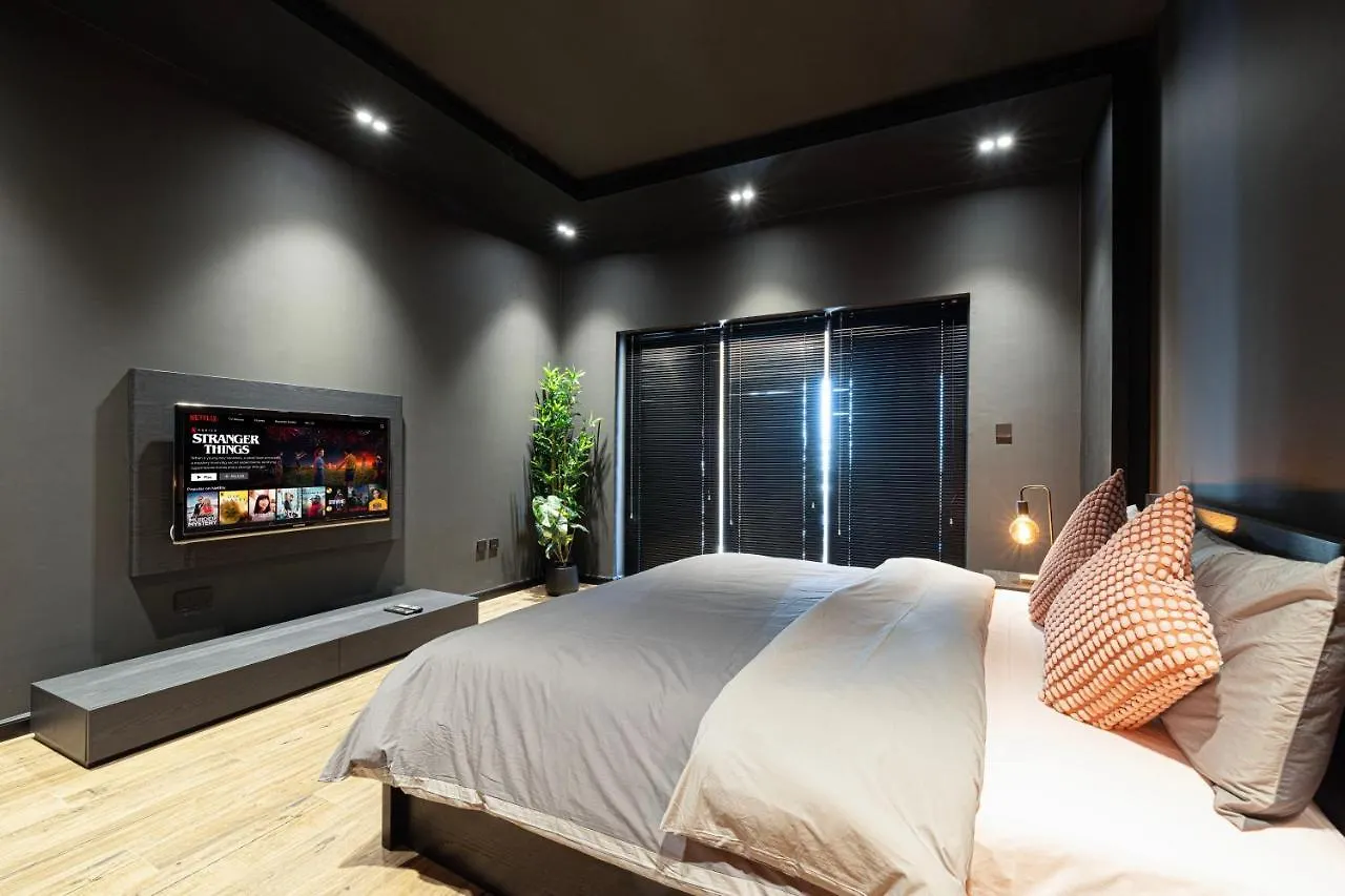 Poetry Of The Shadows By Lagom Apartment Dubai
