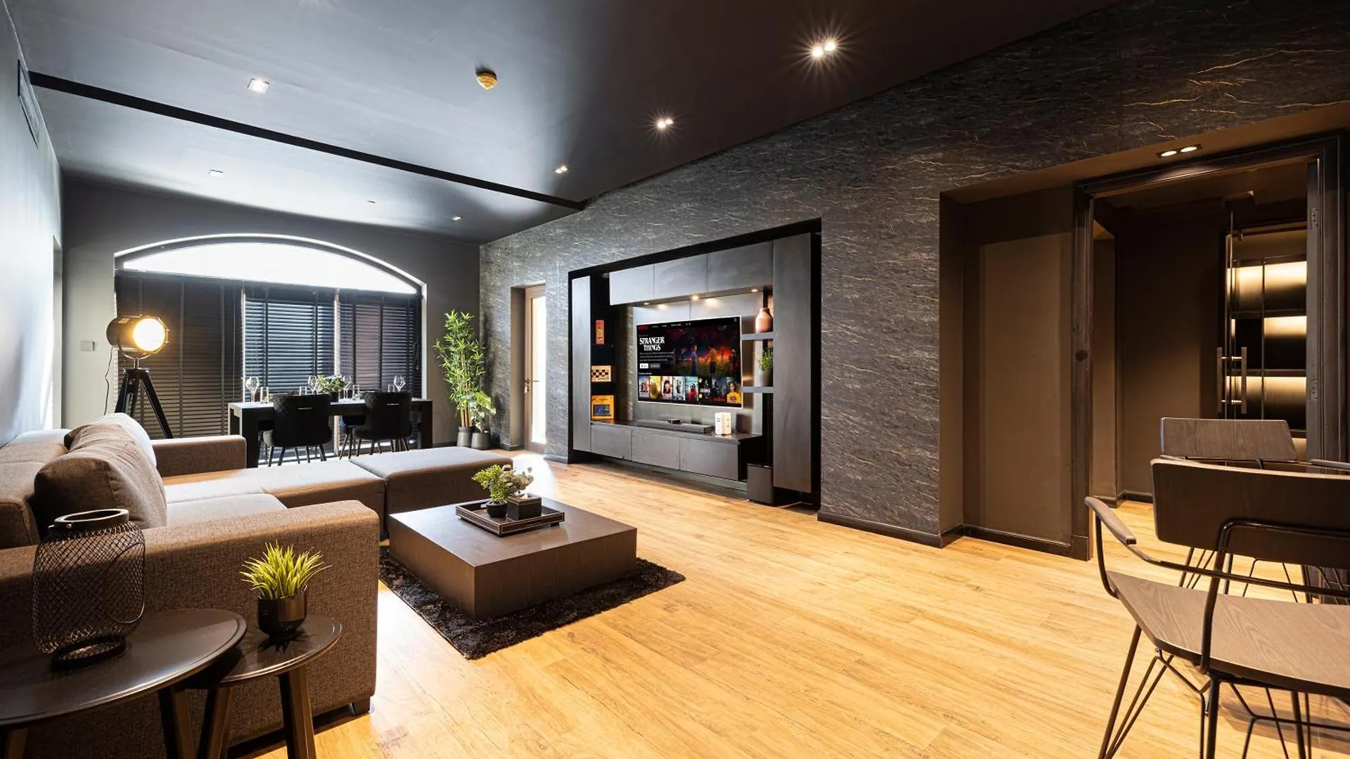Poetry Of The Shadows By Lagom Apartment Dubai 0*,
